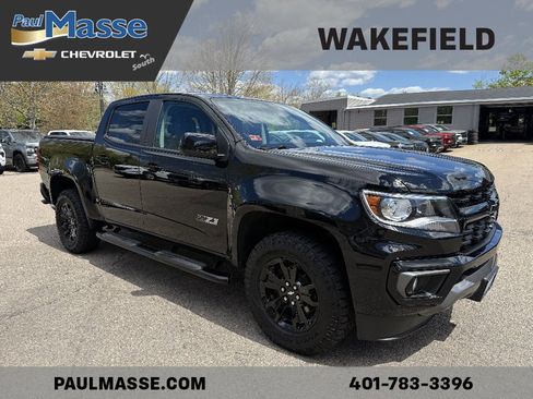 Used 2022 Chevrolet Colorado Z71 w/ Z71 Midnight Edition AWD/4WD image 8