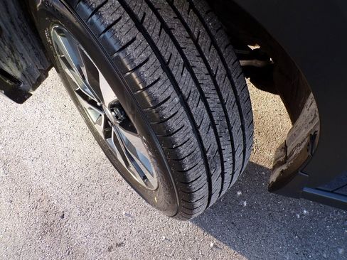 Used 2023 Subaru Outback Limited image 2