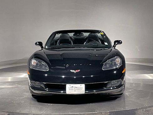 Used 2007 Chevrolet Corvette Convertible w/ Preferred Equipment Group RWD image 3