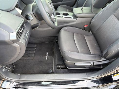 Certified 2025 Nissan Altima 2.5 S image 17