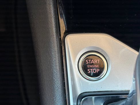 Used 2024 Nissan Altima 2.5 SV FWD image 29