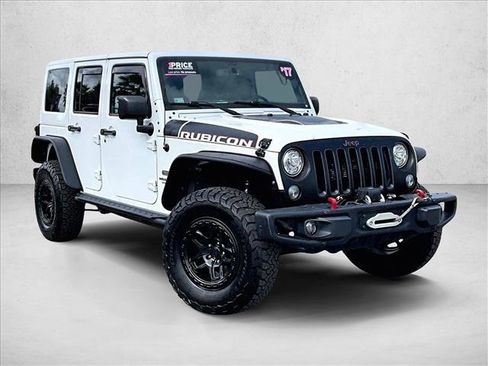 Used 2017 Jeep Wrangler Unlimited Rubicon image 12