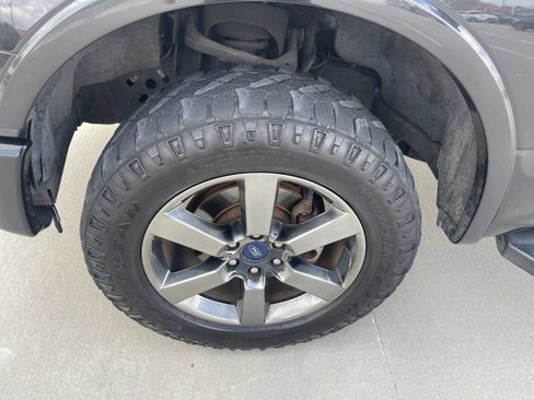 Used 2015 Ford F150 Lariat image 12