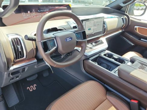 New 2027 Ford Expedition King Ranch RWD image 19