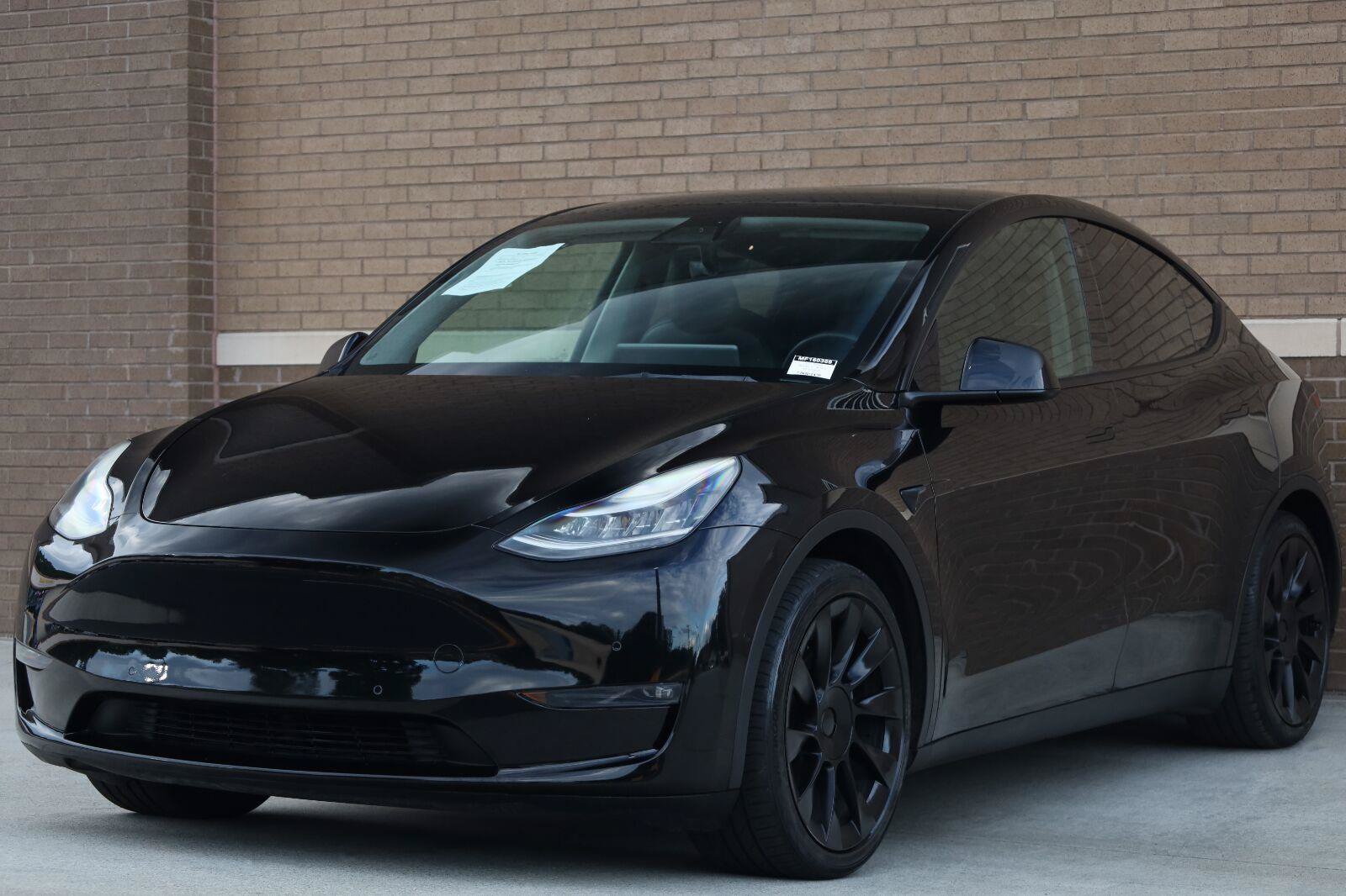 Used 2021 Tesla Model Y Long Range AWD/4WD image 4