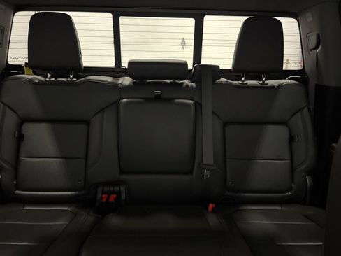 Used 2019 Chevrolet Silverado 1500 LT Trail Boss AWD/4WD image 26