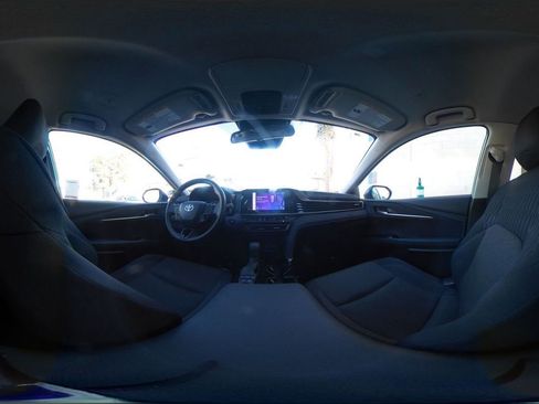 Used 2025 Toyota Camry LE image 42