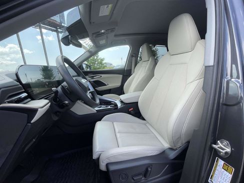 Certified 2025 Audi Q5 Prestige AWD/4WD image 18