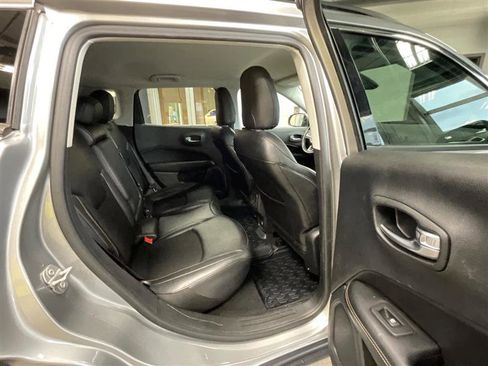 Used 2020 Jeep Compass Latitude image 22