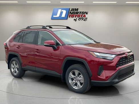 New 2025 Toyota RAV4 XLE image 3