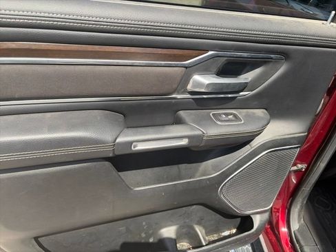 Used 2021 RAM 1500 Laramie AWD/4WD image 12