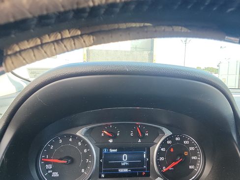 Used 2018 GMC Terrain SLE w/ Driver Convenience Package FWD image 13