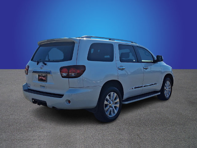 Used 2018 Toyota Sequoia Platinum AWD/4WD image 4
