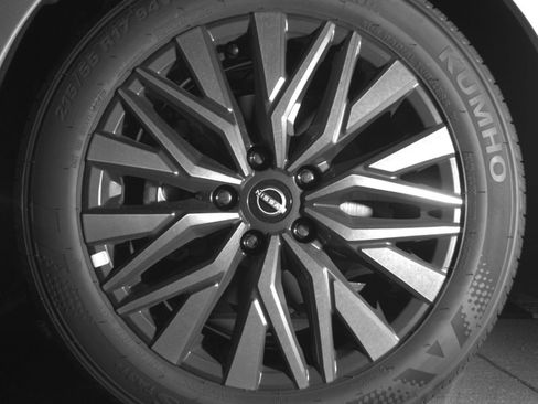Used 2026 Nissan Altima 2.5 SV FWD image 15