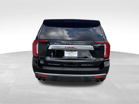 Used 2023 GMC Yukon XL Denali AWD/4WD image 10