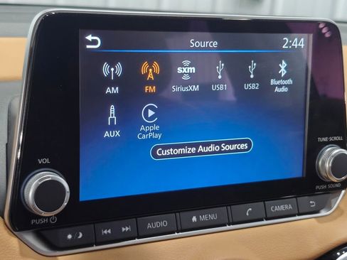 Used 2025 Nissan Sentra SV w/ SV Premium Package FWD image 32