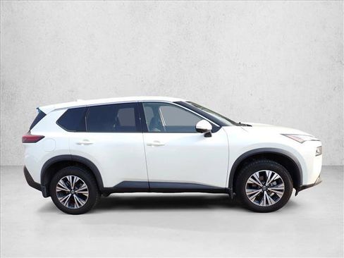 Used 2021 Nissan Rogue SV AWD/4WD image 3