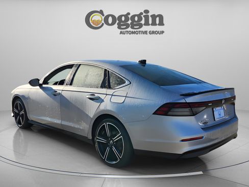 Certified 2023 Honda Accord Sport image 3