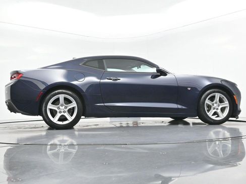 Used 2016 Chevrolet Camaro LT RWD image 51