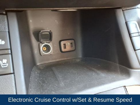 Used 2018 GMC Acadia Denali w/ Technology Package image 8