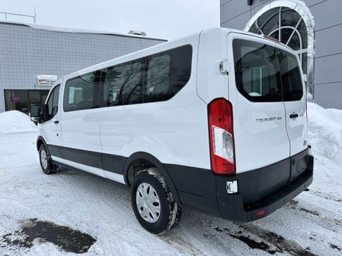 Used 2023 Ford Transit 350 XLT image 4