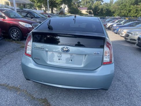 Used 2013 Toyota Prius Two FWD image 6