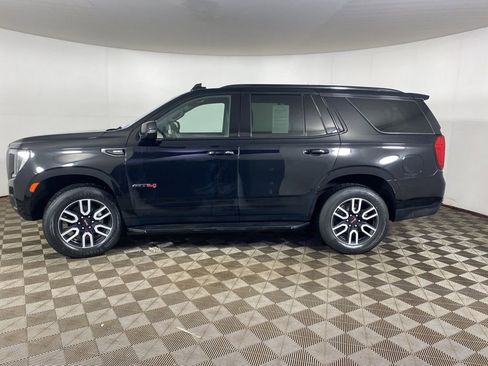 Used 2024 GMC Yukon AT4 AWD/4WD image 7