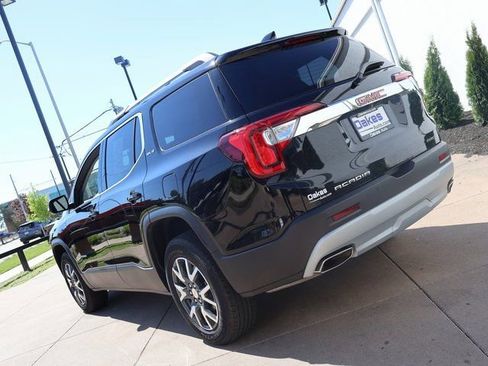Certified 2023 GMC Acadia SLE w/ Driver Convenience Package AWD/4WD image 4