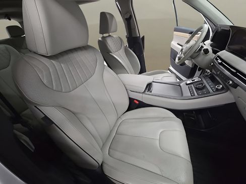 Used 2023 Hyundai Palisade Limited AWD/4WD image 28