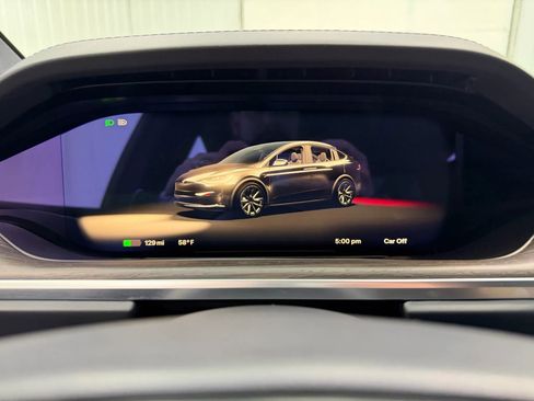 Used 2023 Tesla Model X image 22