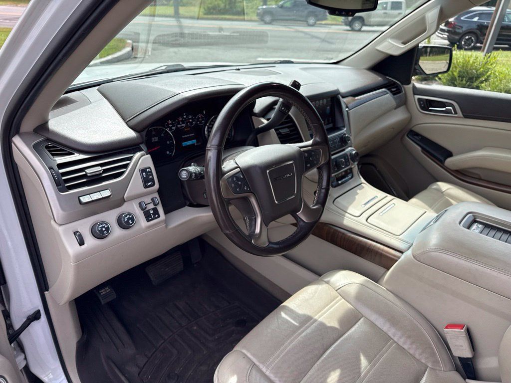 Used 2019 GMC Yukon Denali w/ Open Road Package AWD/4WD image 8