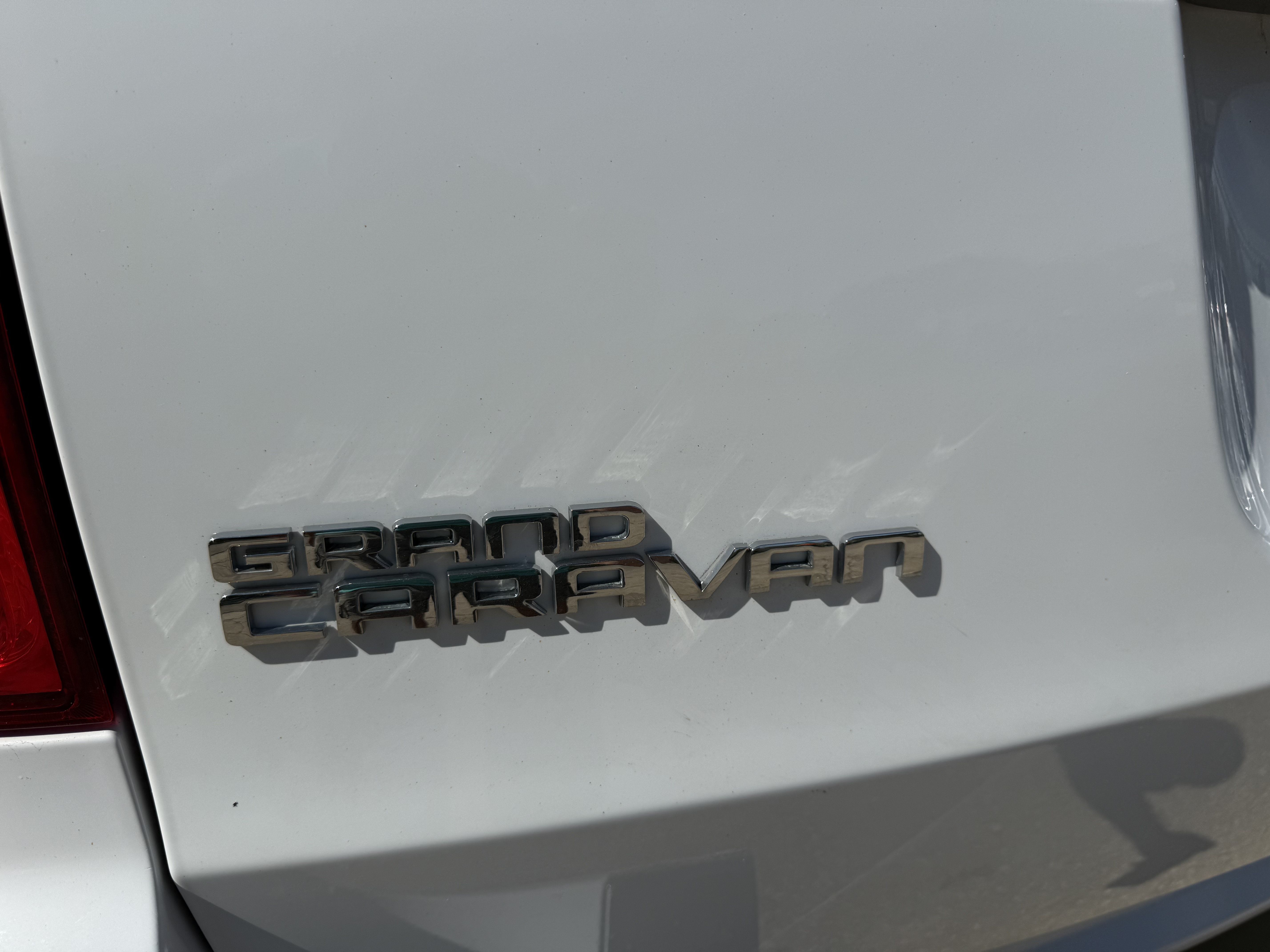 Used 2014 Dodge Grand Caravan SXT FWD image 10