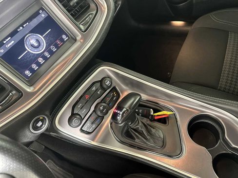 Used 2020 Dodge Challenger SXT w/ Blacktop Package image 17