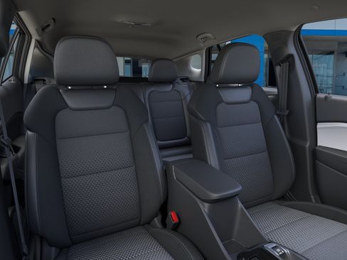 New 2026 Chevrolet Trax LT FWD image 40