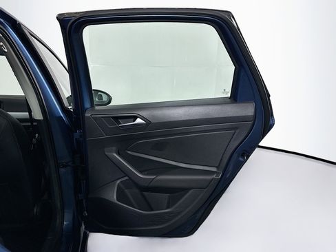 Used 2021 Volkswagen Jetta SE w/ SE Cold Weather Package image 29