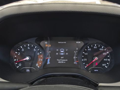 Used 2025 Jeep Compass Limited AWD/4WD image 15