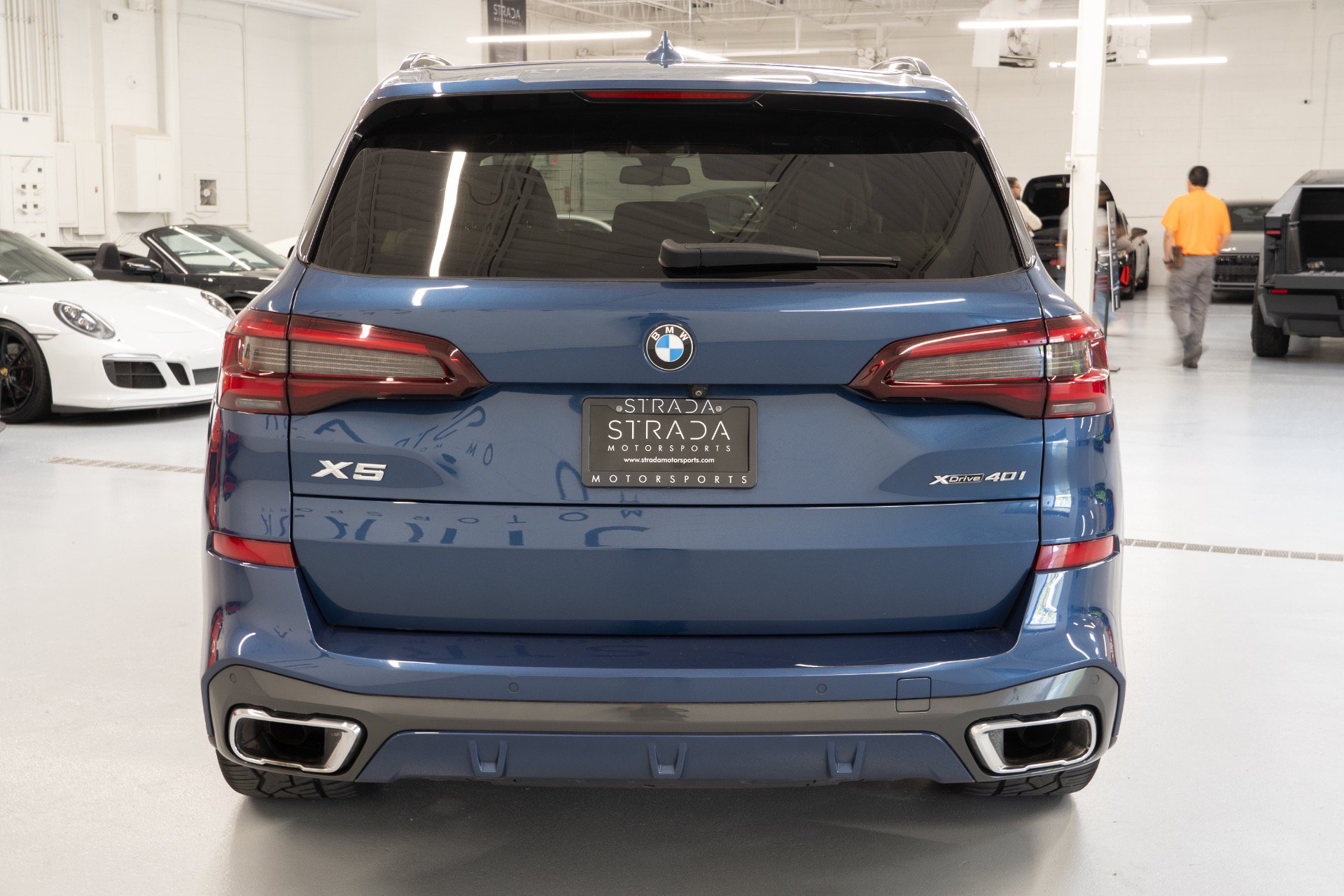Used 2021 BMW X5 xDrive40i w/ M Sport Package AWD/4WD image 6
