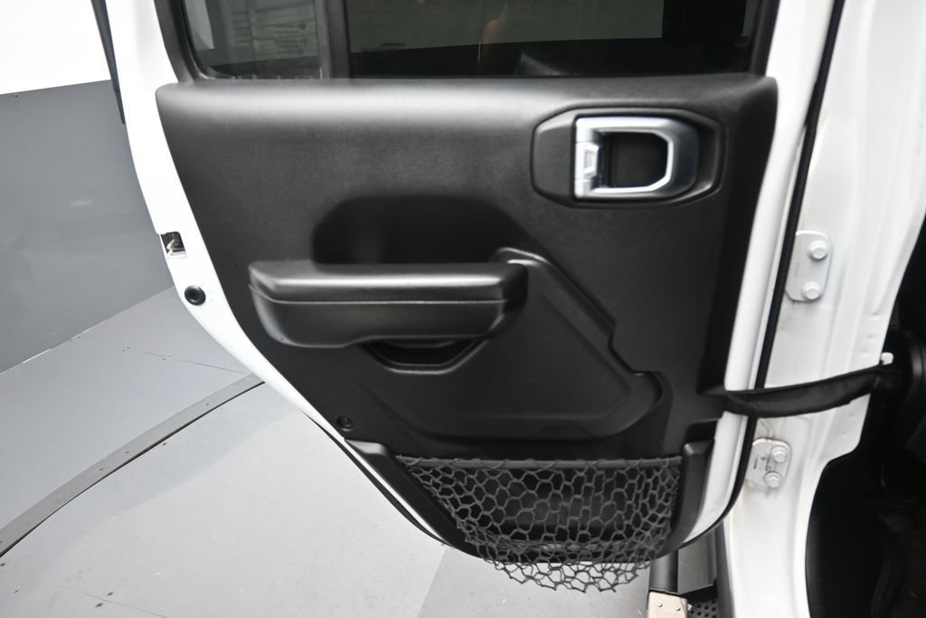 Used 2020 Jeep Wrangler Unlimited Rubicon AWD/4WD image 27