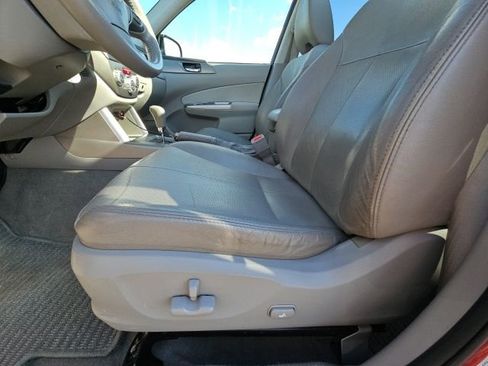 Used 2010 Subaru Forester 2.5X Limited image 21