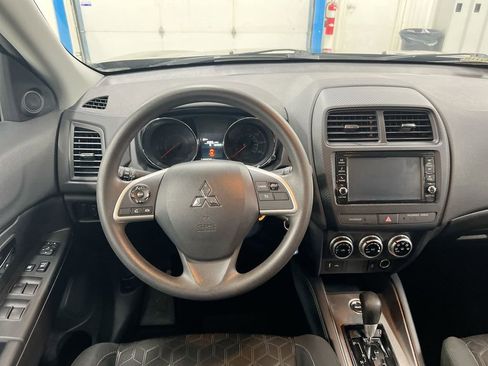 Used 2024 Mitsubishi Outlander Sport SE AWD/4WD image 11