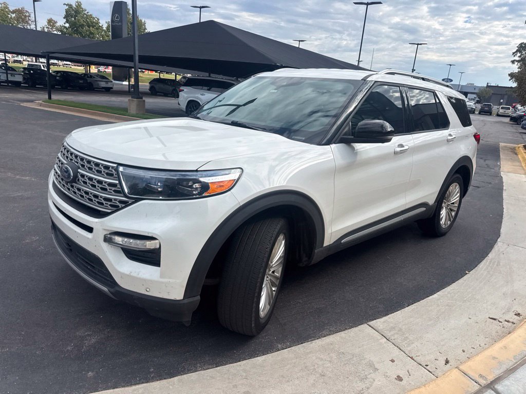 Used 2022 Ford Explorer Limited w/ Equipment Group 301A AWD/4WD image 1
