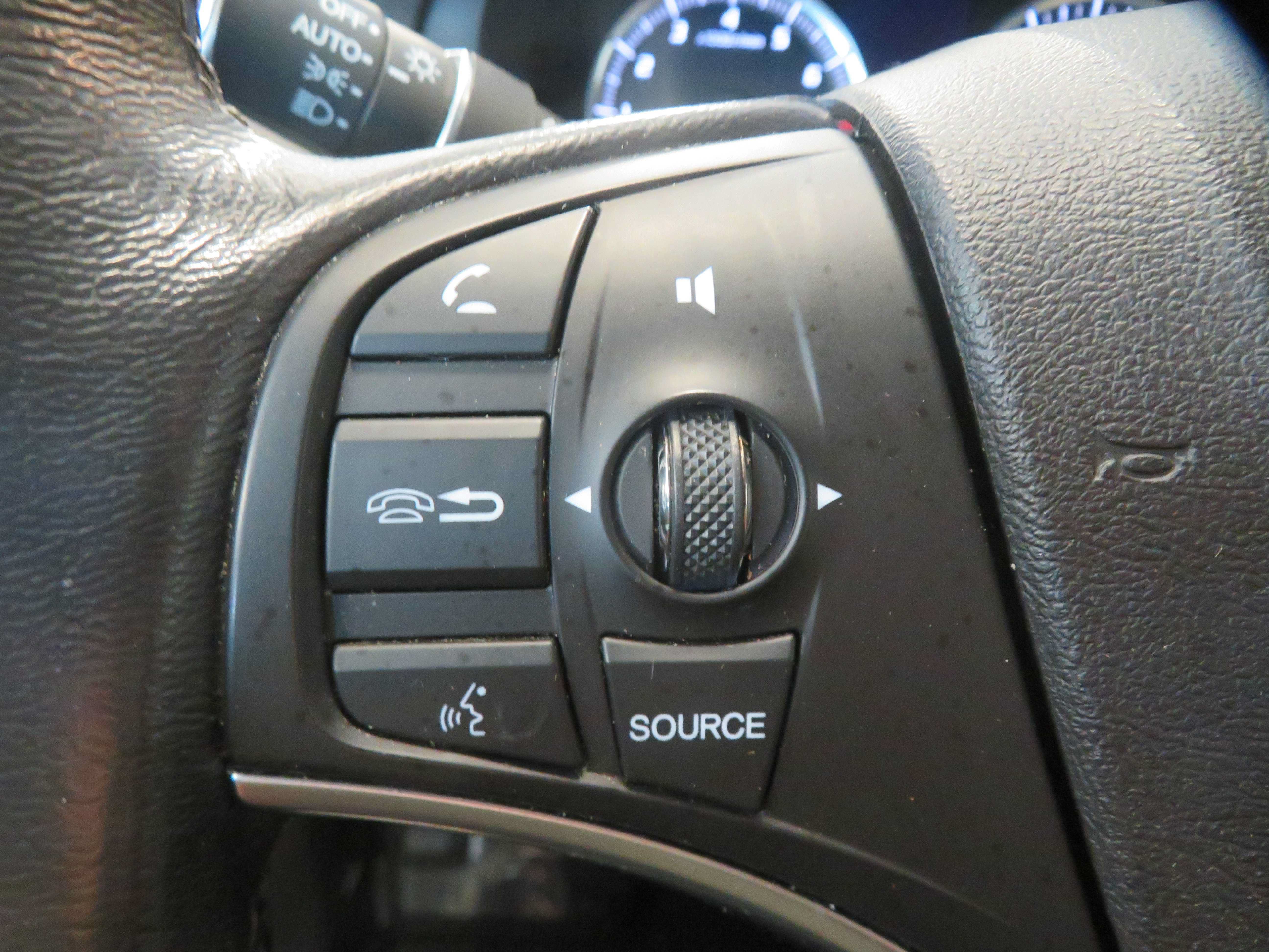 Used 2016 Acura MDX w/ Technology Package AWD/4WD image 38