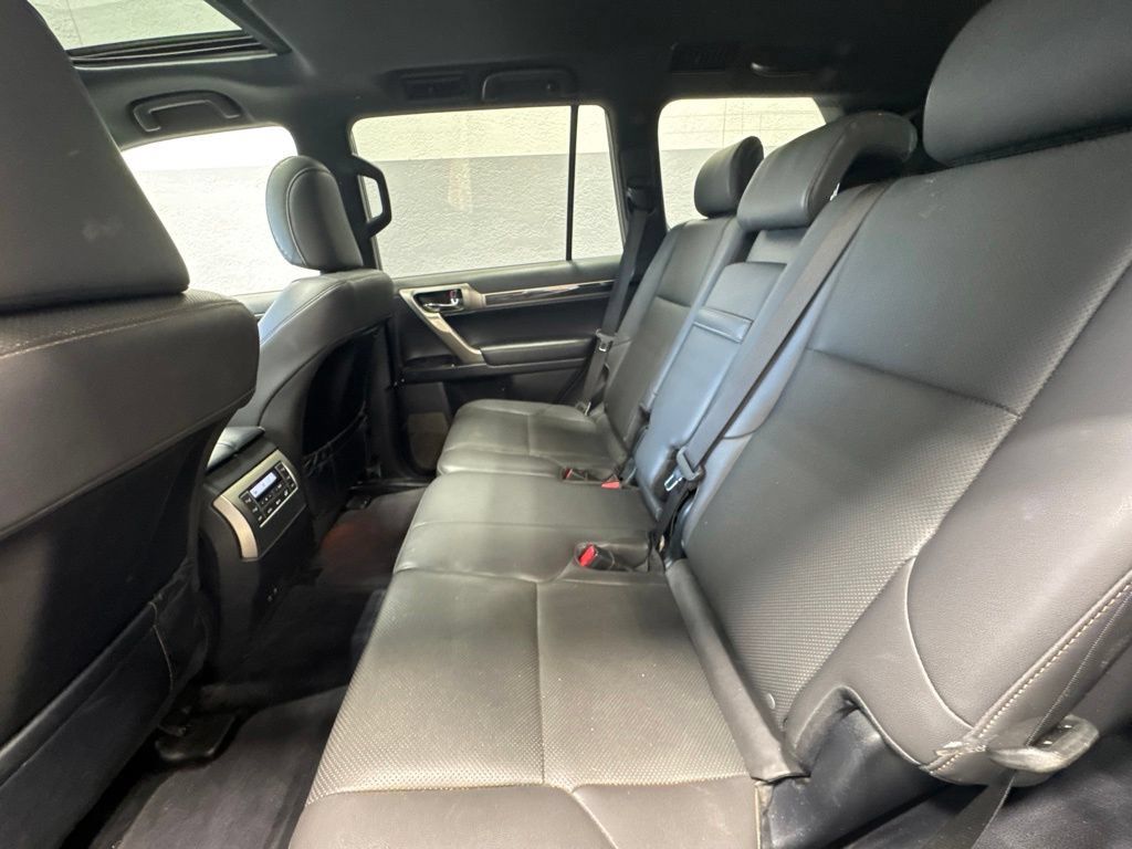 Used 2021 Lexus GX 460 Premium w/ Premium Package AWD/4WD image 20