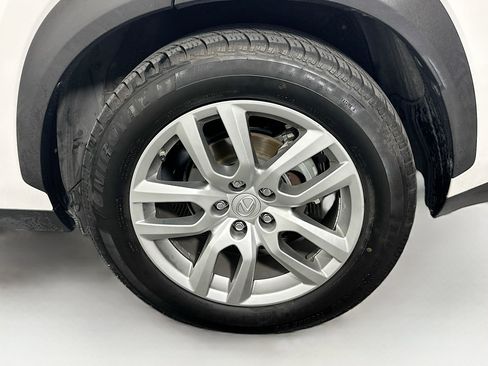 Used 2015 Lexus NX 300h AWD image 11