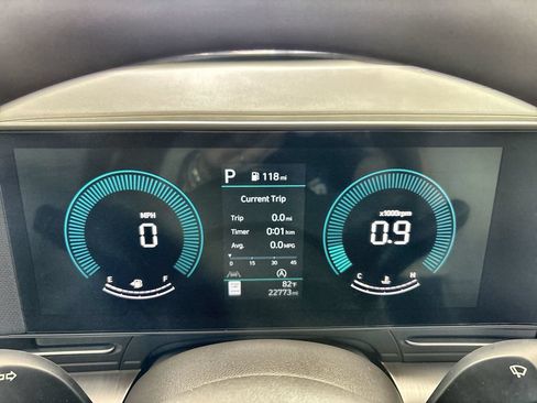Used 2025 Hyundai Kona SE FWD image 10