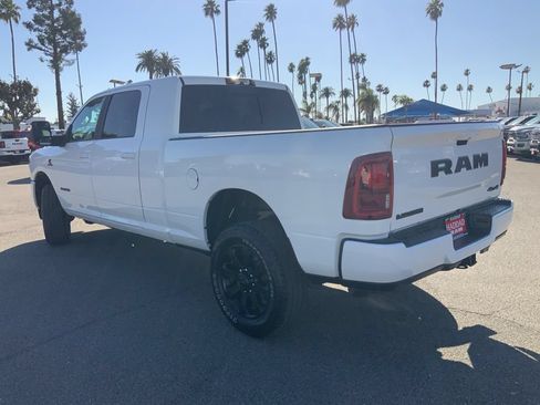 New 2026 RAM 2500 Laramie w/ Night Edition AWD/4WD image 10