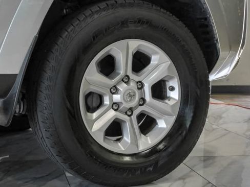 Used 2021 Toyota 4Runner SR5 Premium AWD/4WD image 81