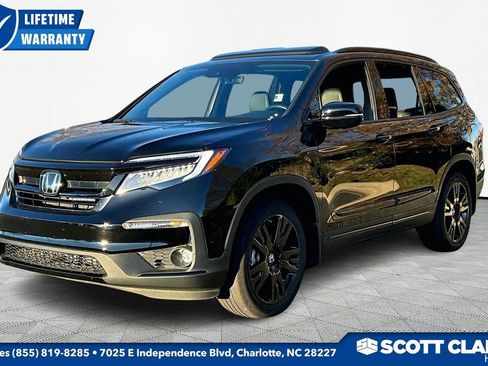 Used 2022 Honda Pilot Black Edition image 3