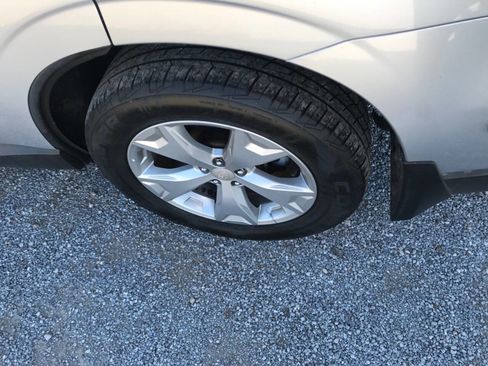 Used 2014 Subaru Forester 2.5i Limited image 31