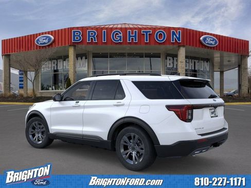Used 2026 Ford Explorer Active w/ Active Comfort Package AWD/4WD image 6